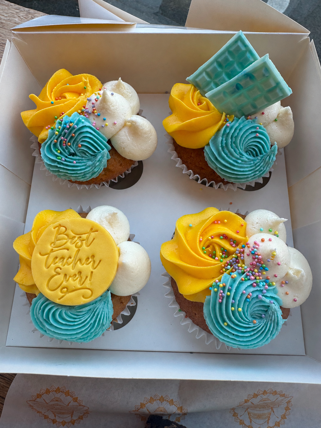 Best Teacher Cupcakes