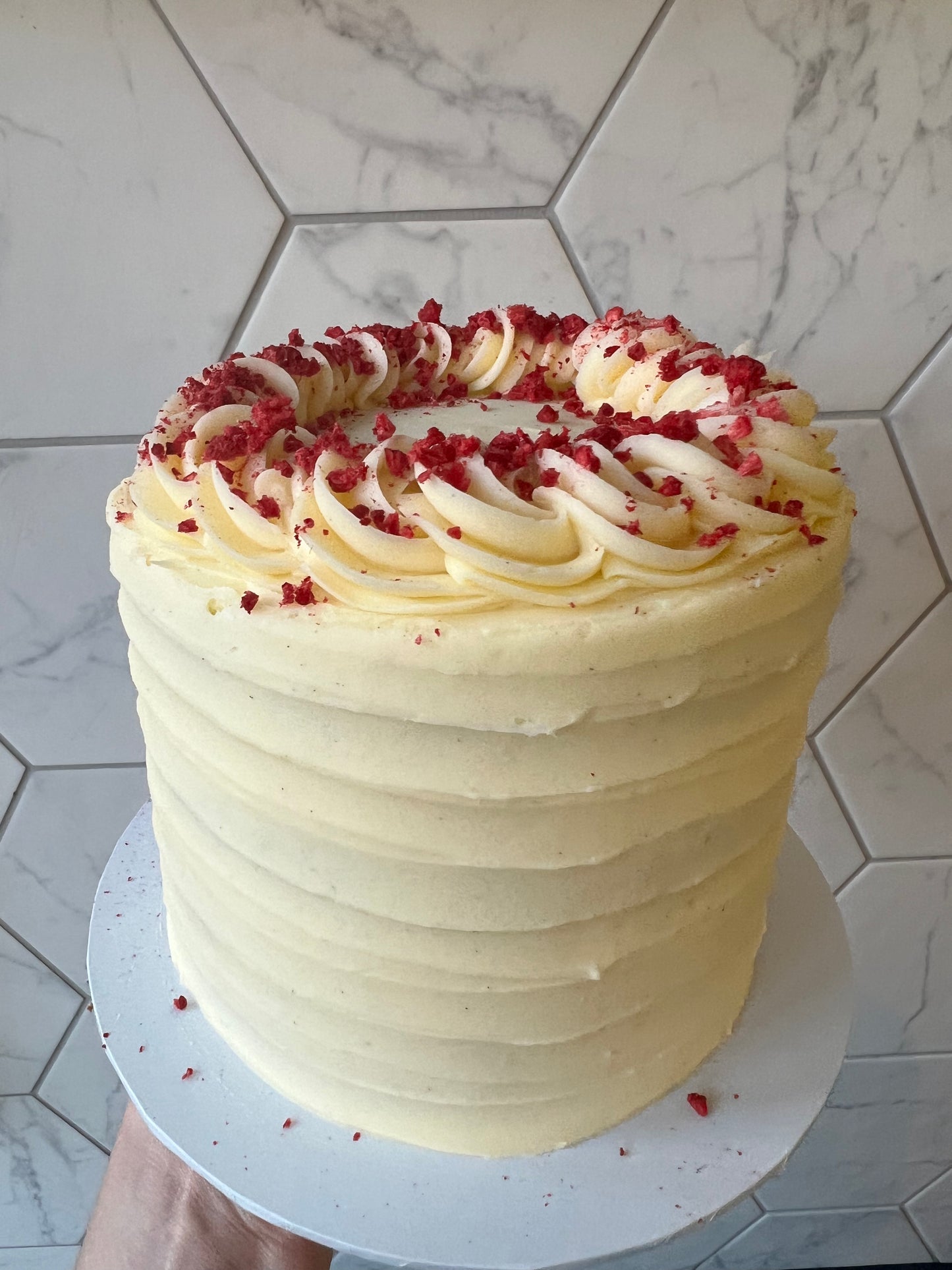 Simple Vanilla & Jam Cake