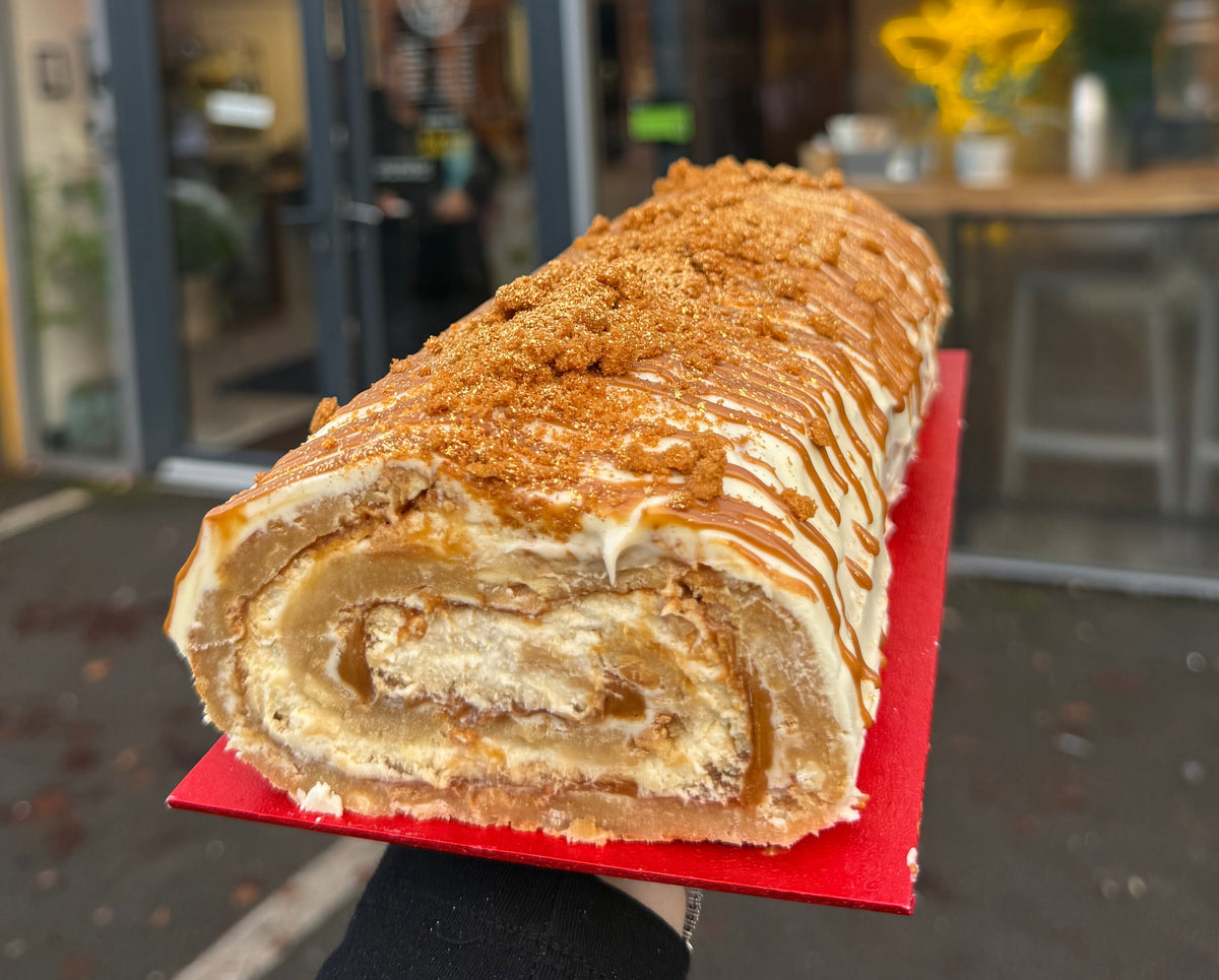 Biscoff Blondie Caramel Yule Log