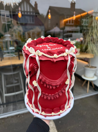 Retro Piped Cake