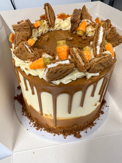 Carrot & Biscoff Cake