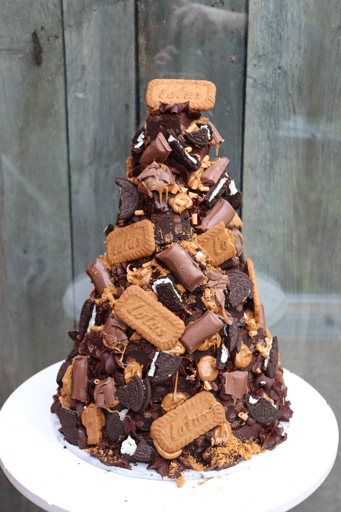 Belgian Chocolate Brownie and Strawberry Tower Cake by Coco & Bean | Brownie  wedding cakes, Wedding brownies, Birthday cake brownies